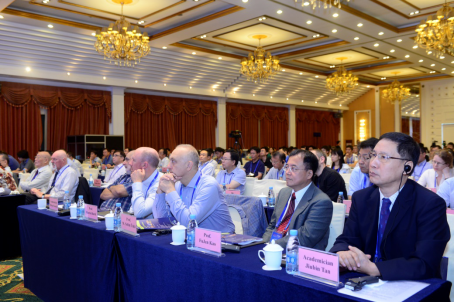 1_首届显微仪器技术国际高层论坛（IFM2019）成功举办-学校版2900.png